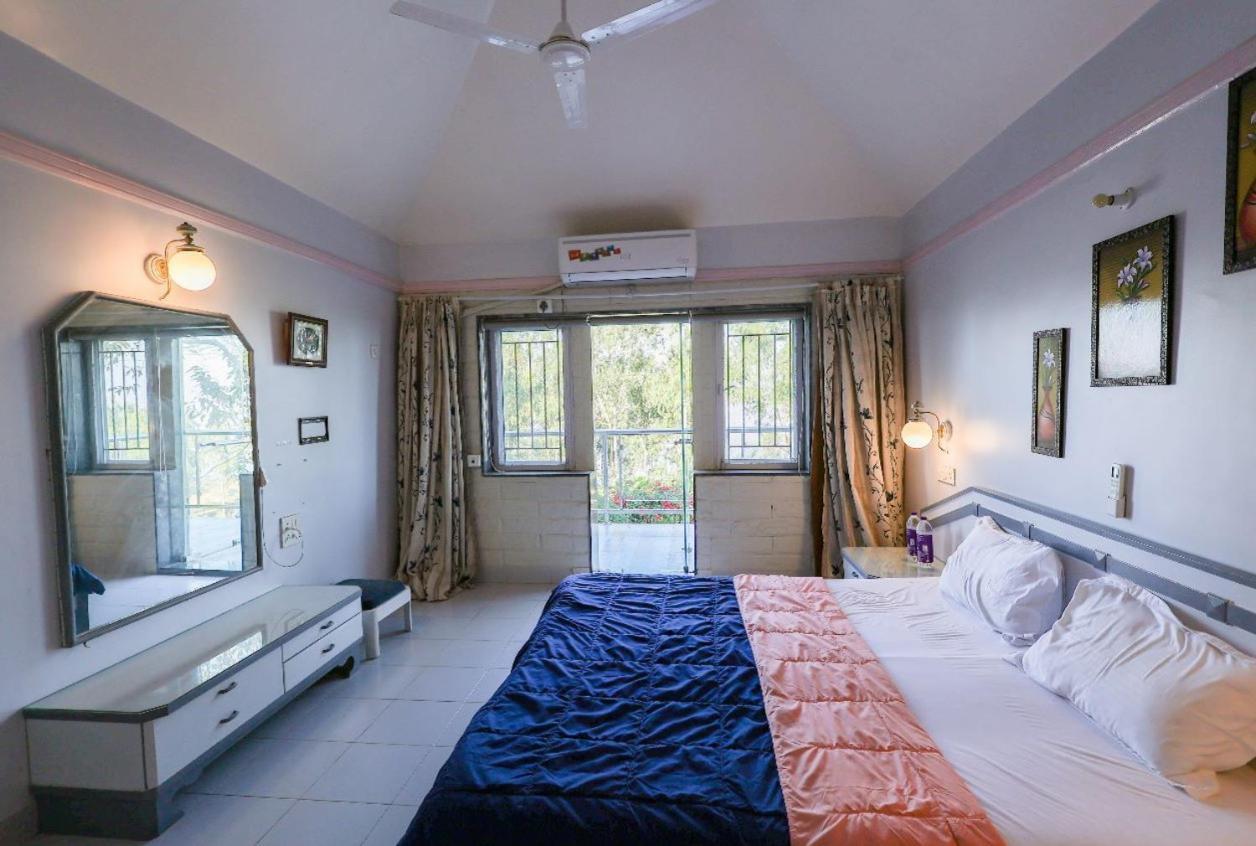 Valleycrest Villa With Swimming Pool Mahābaleshwar Exterior foto